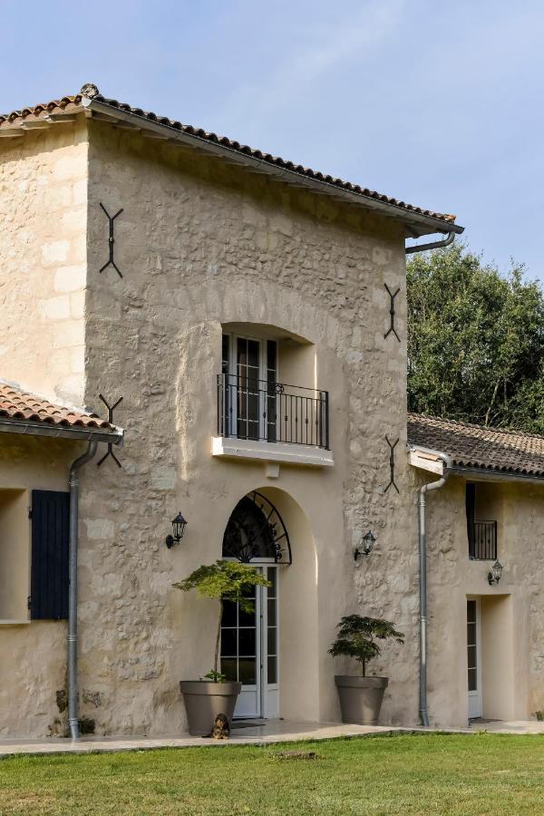 Domaine Verte Vallee Lignan-de-Bordeaux Exterior foto